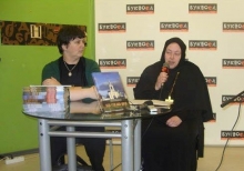 Настоятельница Введено-Оятского монастыря представила в Санкт-Петербурге свою книгу