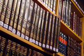Раритетные книги музейных библиотек: сохранять или изучать?