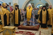В Красноярск принесен ковчег с главой святителя Иоанна Златоуста 