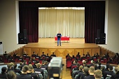 В высших учебных заведениях Хабаровска прошли творческие встречи с лауреатом Патриаршей литературной премии Виктором Николаевым