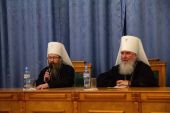 Митрополит Климент встретился с семинаристами и духовенством Томской епархии